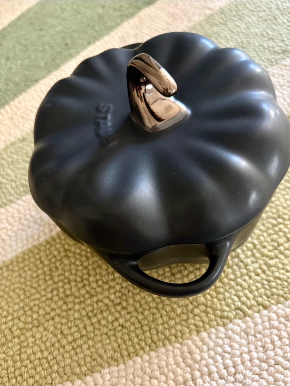 Staub Matte Black Pumpkin-Shaped Cocotte with Metallic Stem